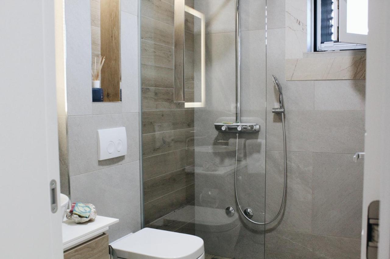 Villa Vera Loviste Ngoại thất bức ảnh