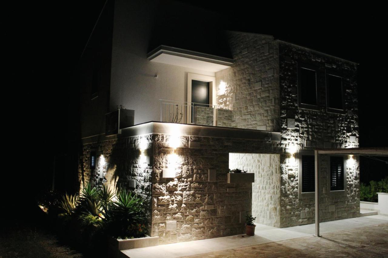Villa Vera Loviste Ngoại thất bức ảnh