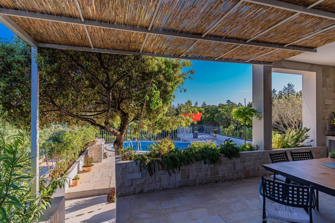 Villa Vera Loviste Ngoại thất bức ảnh