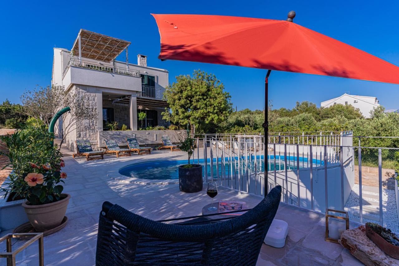 Villa Vera Loviste Ngoại thất bức ảnh